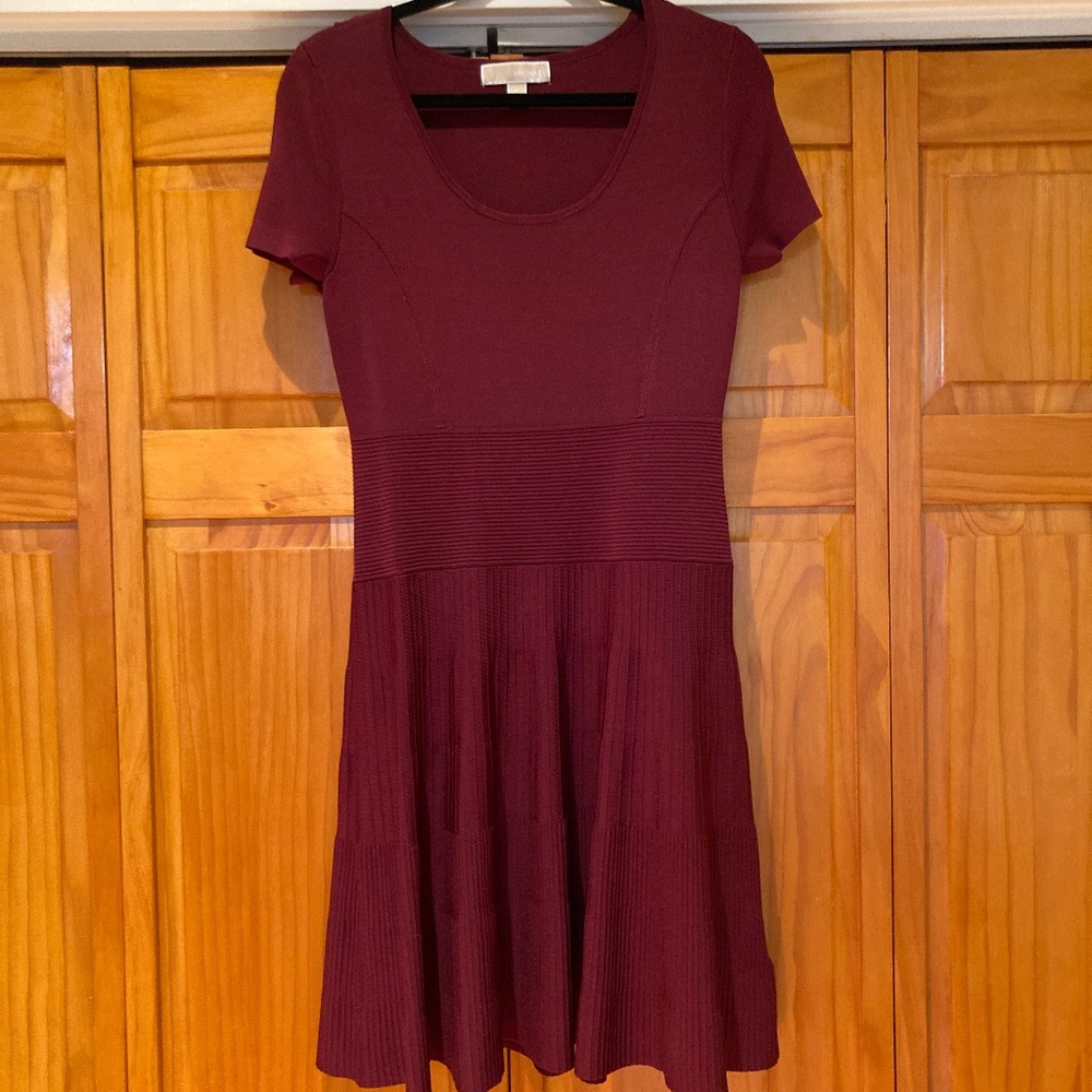 Michael Kors Fit and Flare Dark Red Dress Size Large, Short Sleeve Scoop Neck